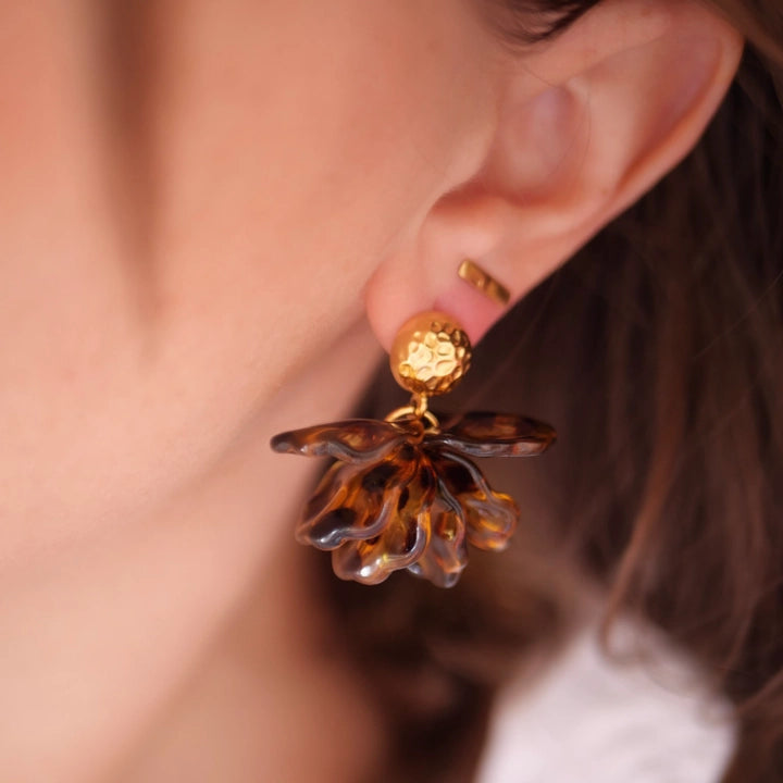 COPPIA DI ORECCHINI FIORE MARRONE
